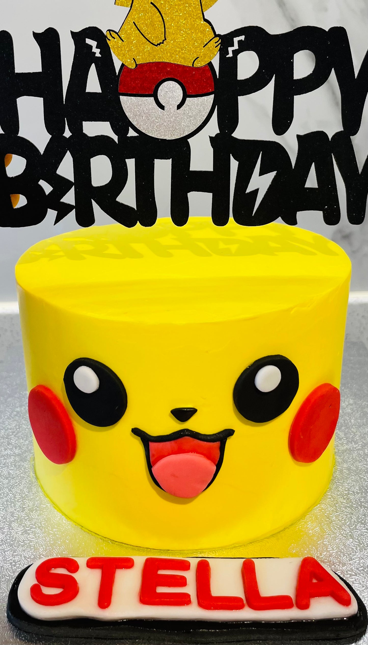 MacyM’s Custom-made Buttercream Cakes