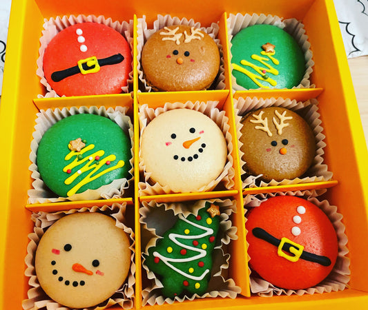 Christmas Characters Macarons