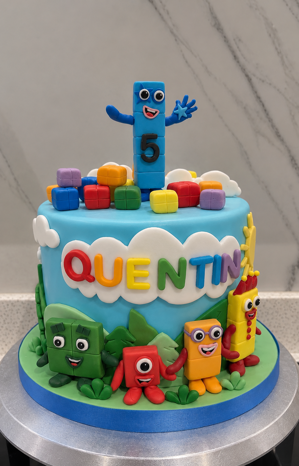 MacyM’s Custom-made Fondant Cakes