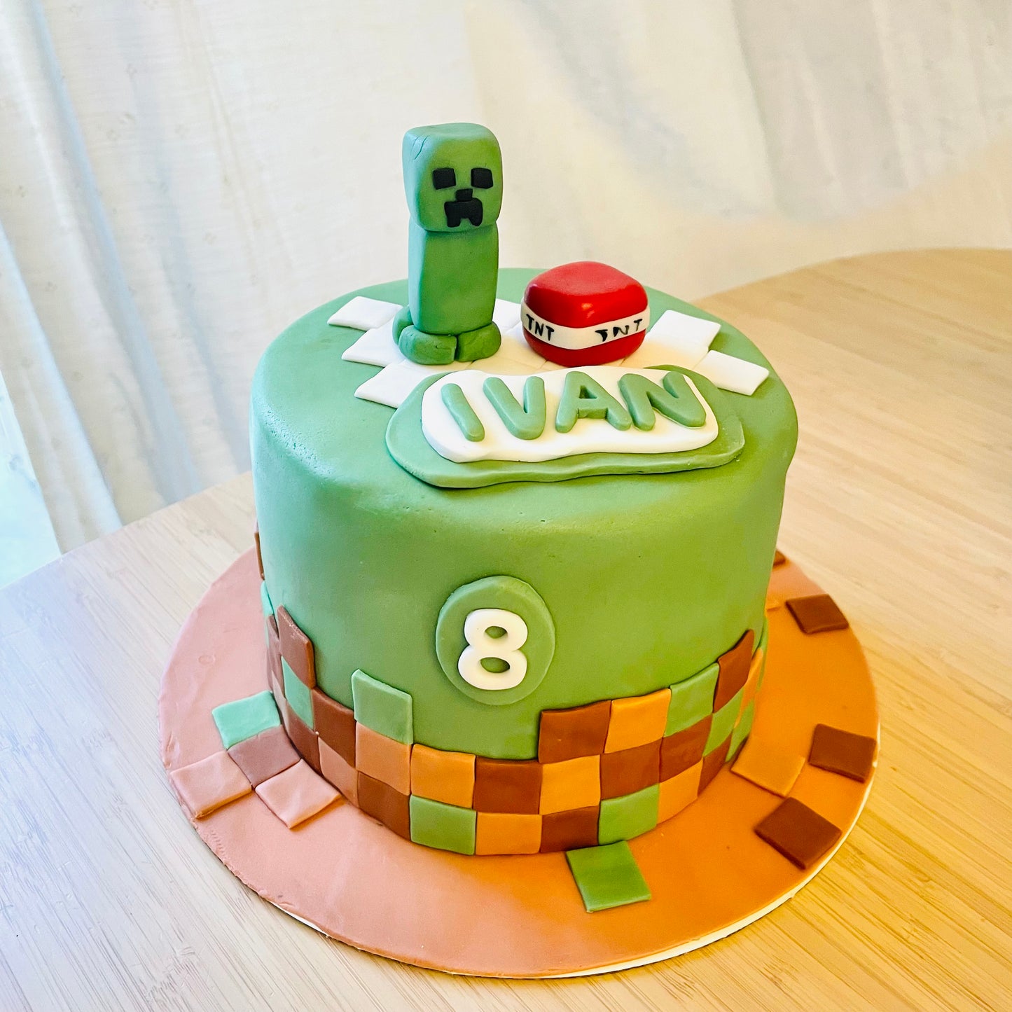 MacyM’s Custom-made Fondant Cakes