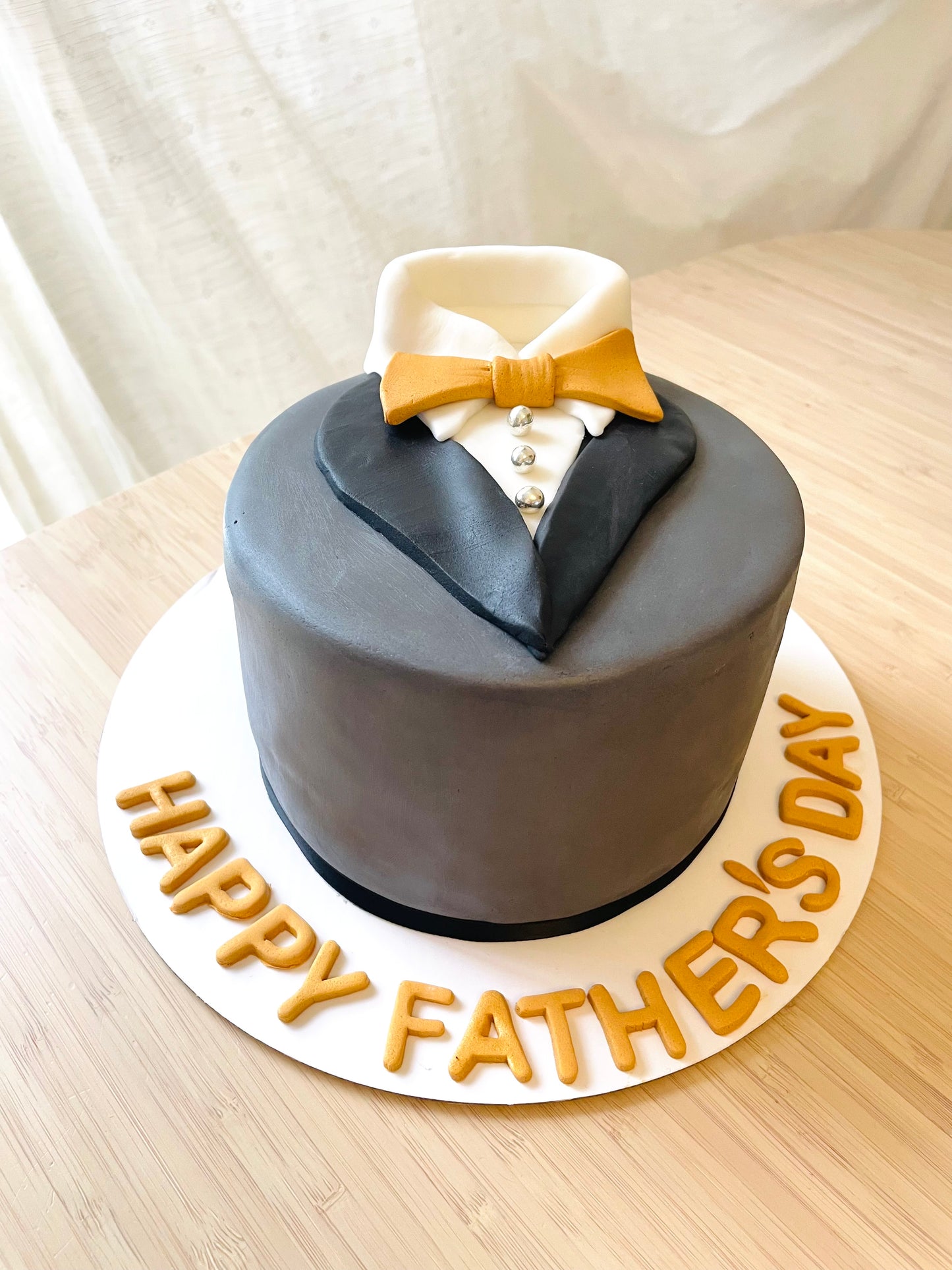 MacyM’s Custom-made Fondant Cakes