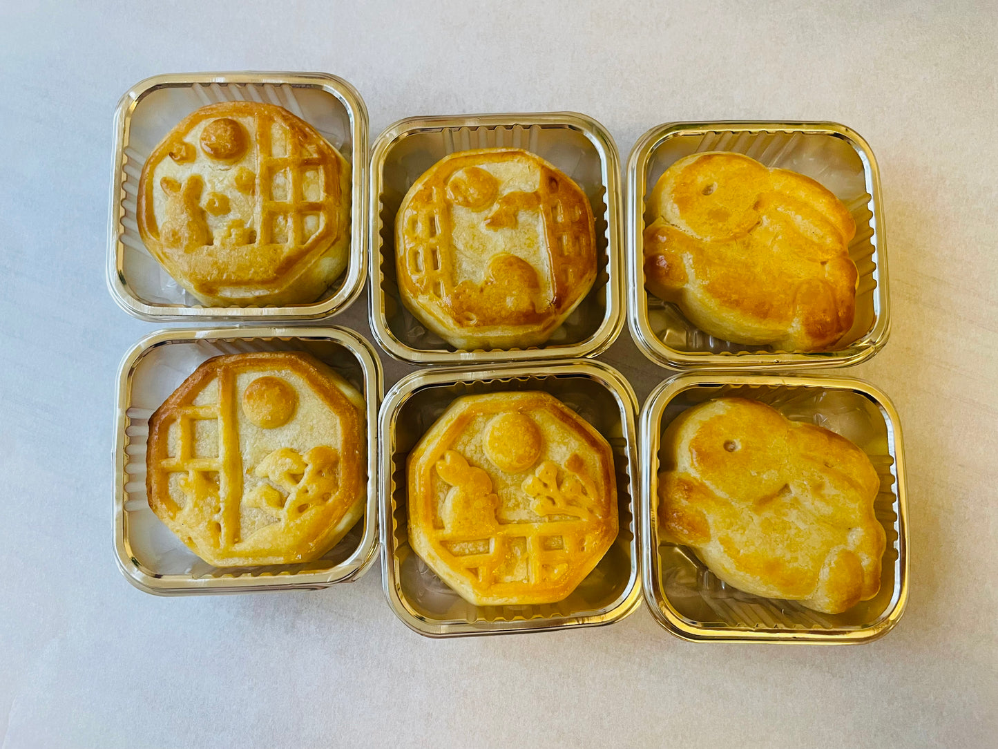 Rabbit Custard Mooncakes - Box of 4 / Box of 6