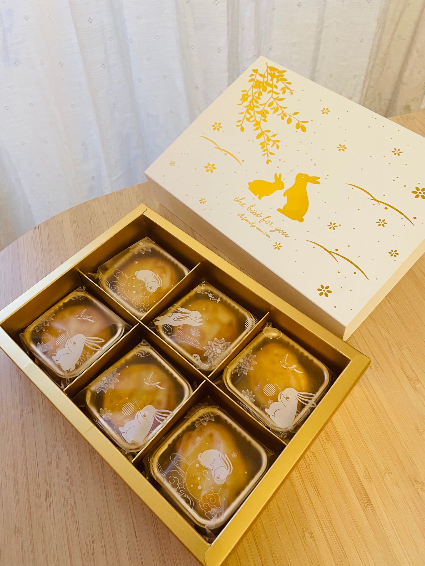 Rabbit Custard Mooncakes - Box of 4 / Box of 6